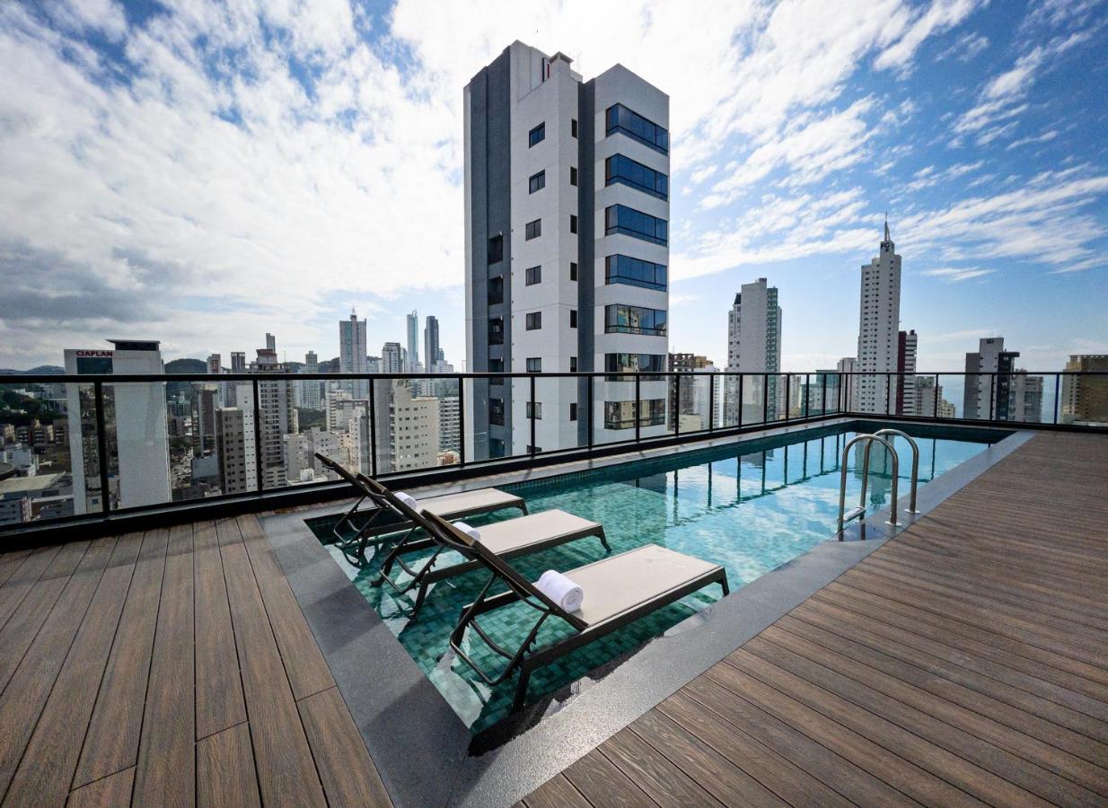 Ibis Budget Balneário Camboriú Buitenkant foto