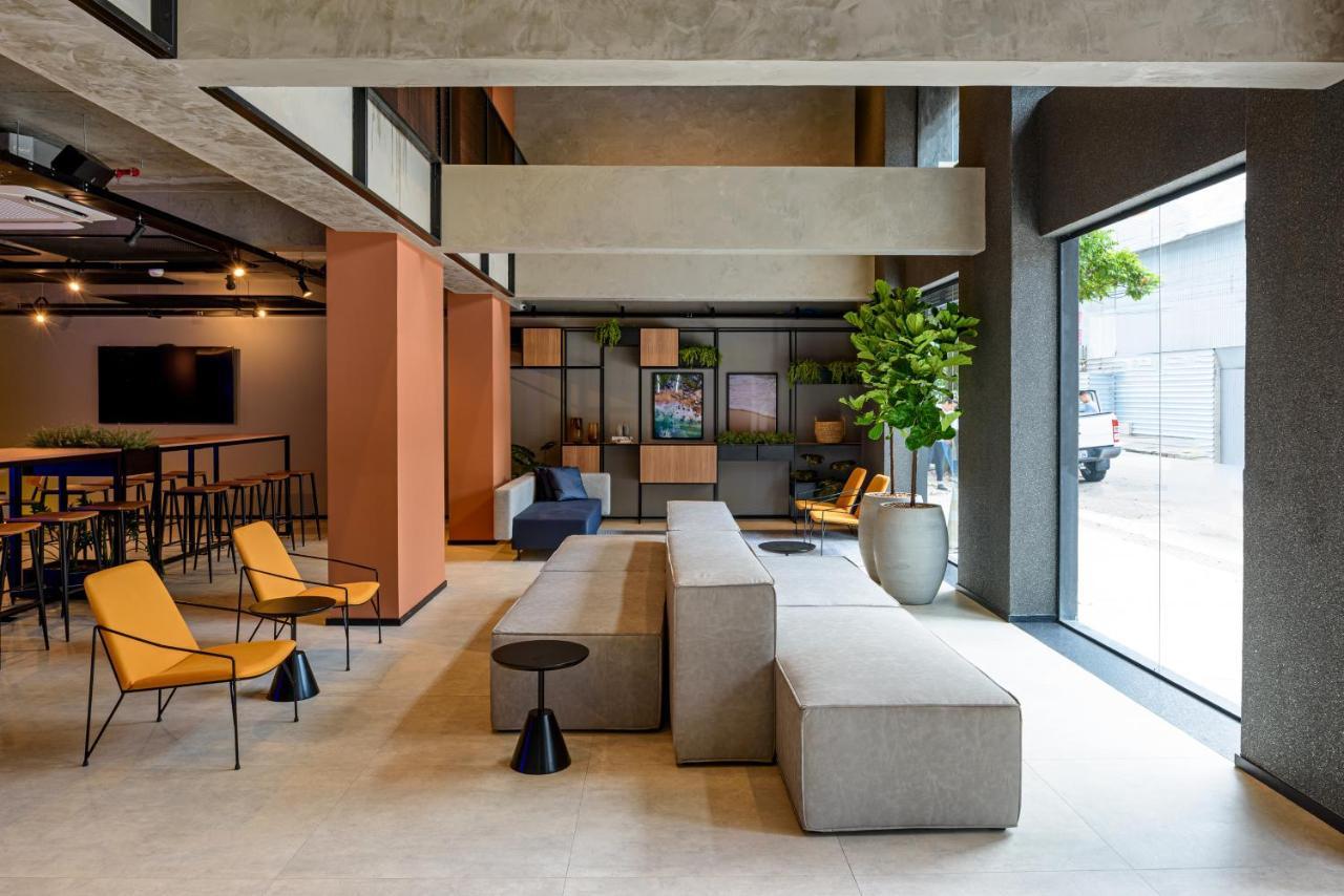 Ibis Budget Balneário Camboriú Buitenkant foto